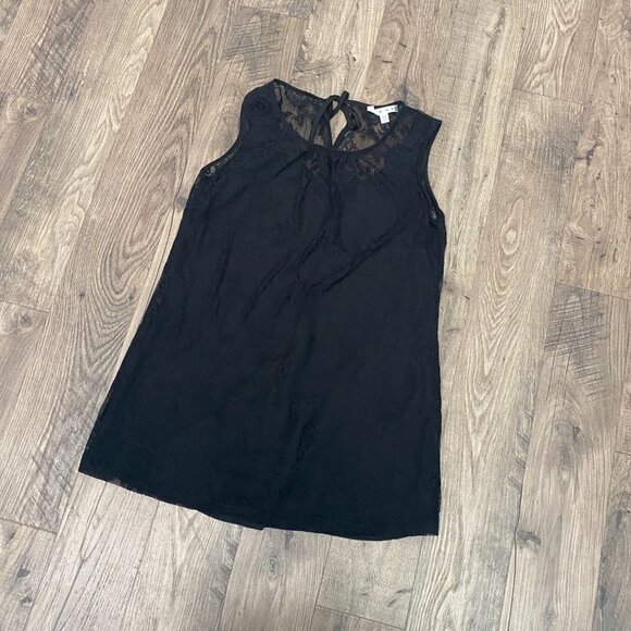 CAbi Women's Black Lace Sleeveless Blouse With Keyhole/Tie Back Size XS - Picture 2 of 7